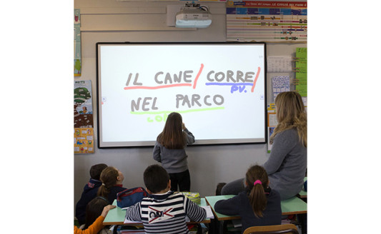 Vecchia lavagna addio: Epson porta in Brianza l’insegnamento digitale