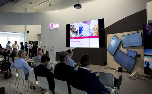 LG OLED Day, pieno successo con Adeo