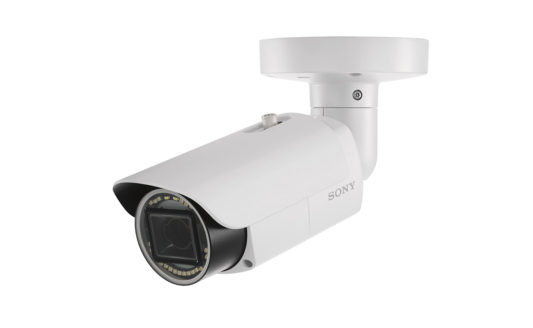La sesta Sony mette l’Exmor R