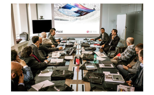 LG Information Display: raggiunto l’accordo di distribuzione con Prase