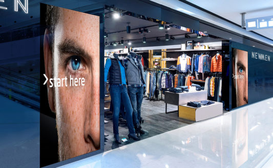 Con NEC il digital signage entra prepotentemente nel retail