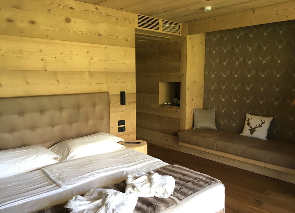 Panasonic ECOi EX Dolomiti Lodge Alverà