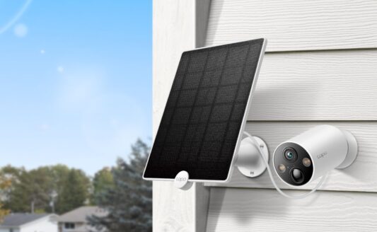 TP-Link Tapo C425, la videosorveglianza domestica diventa green